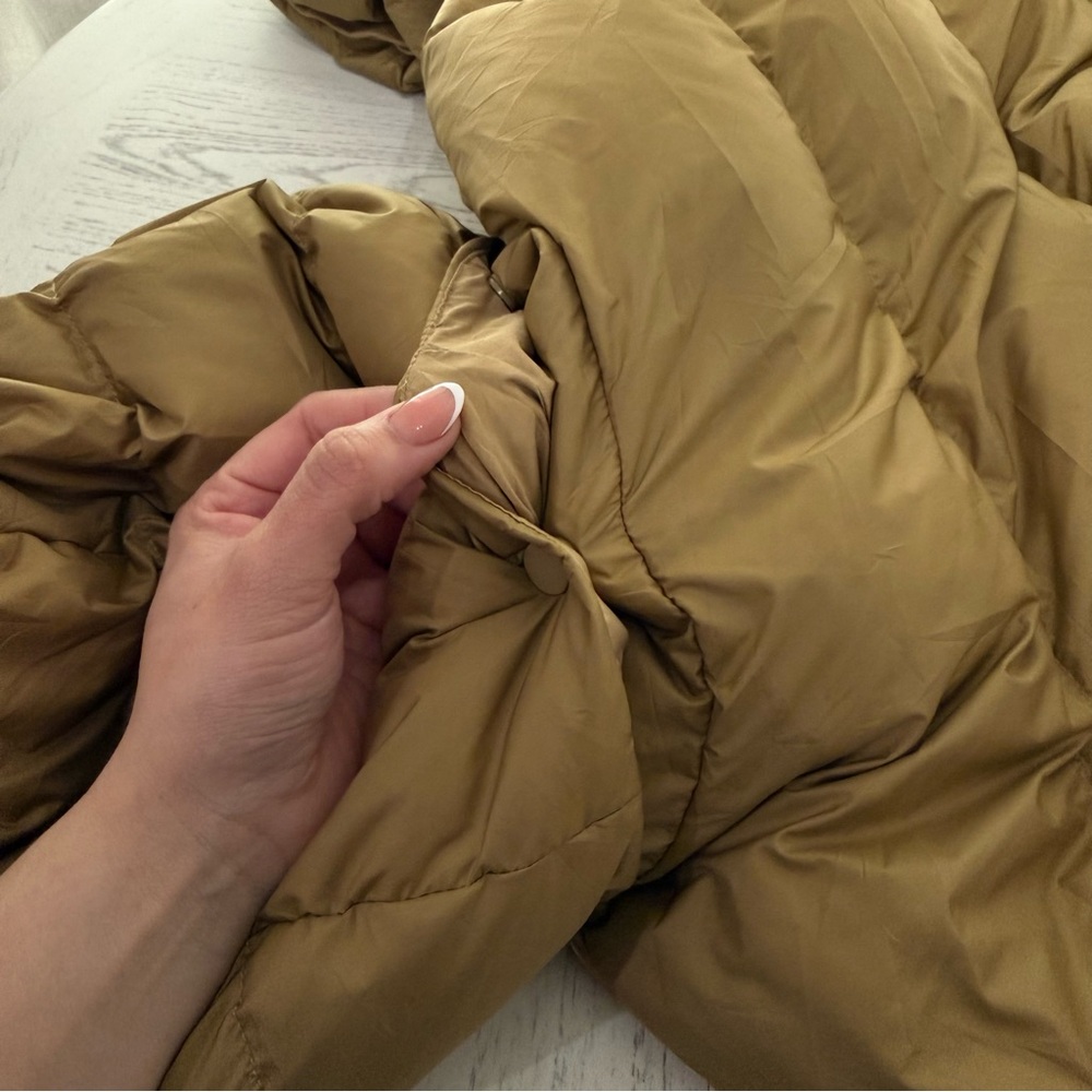 Lululemon Wunder Puff Jacket Size 10 Bold Beige - Picture 12 of 15